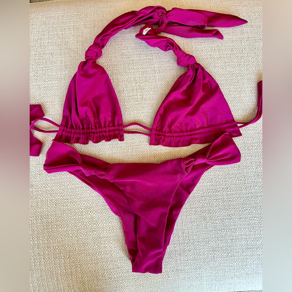 - Knot Detail Bikini NWOT